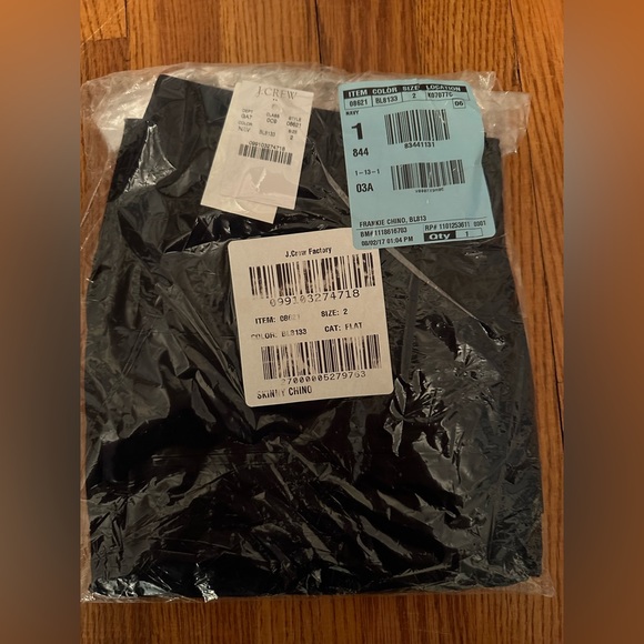 J Crew Factory Navy Skinny Chino NWT - Picture 2 of 2